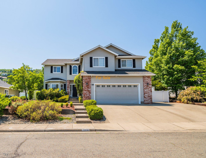 220169657, 2014 NW Sarum Cir, Grants Pass, OR 97526, #220169657