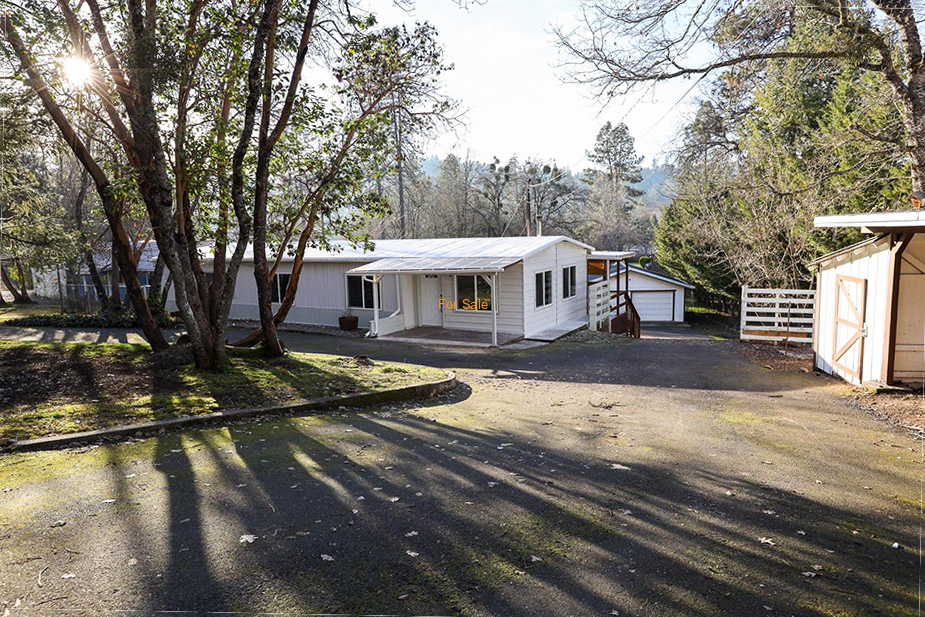 220174685, 5980 Cloverlawn Dr, Grants Pass, OR 97527, #220174685