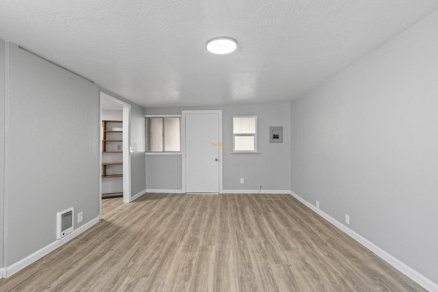 5980_Cloverlawn_Dr_12