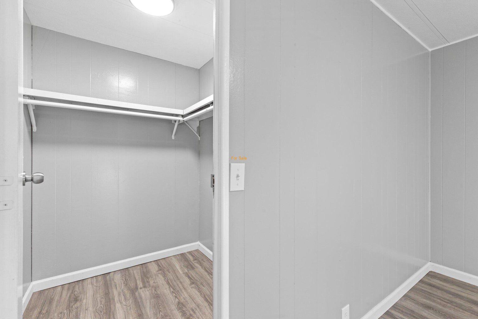 5980_Cloverlawn_Dr_19