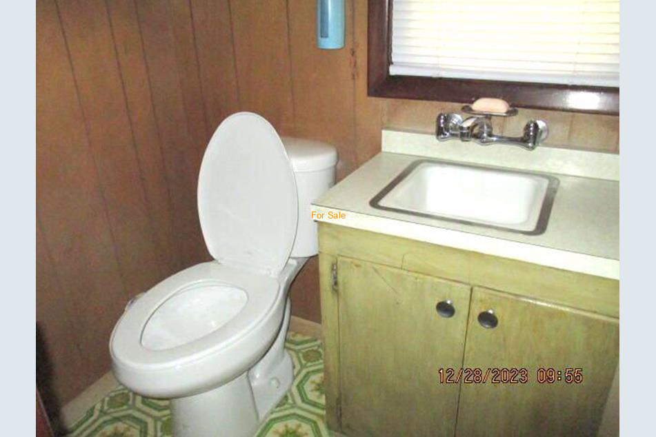 37217_Agency_Lake_11