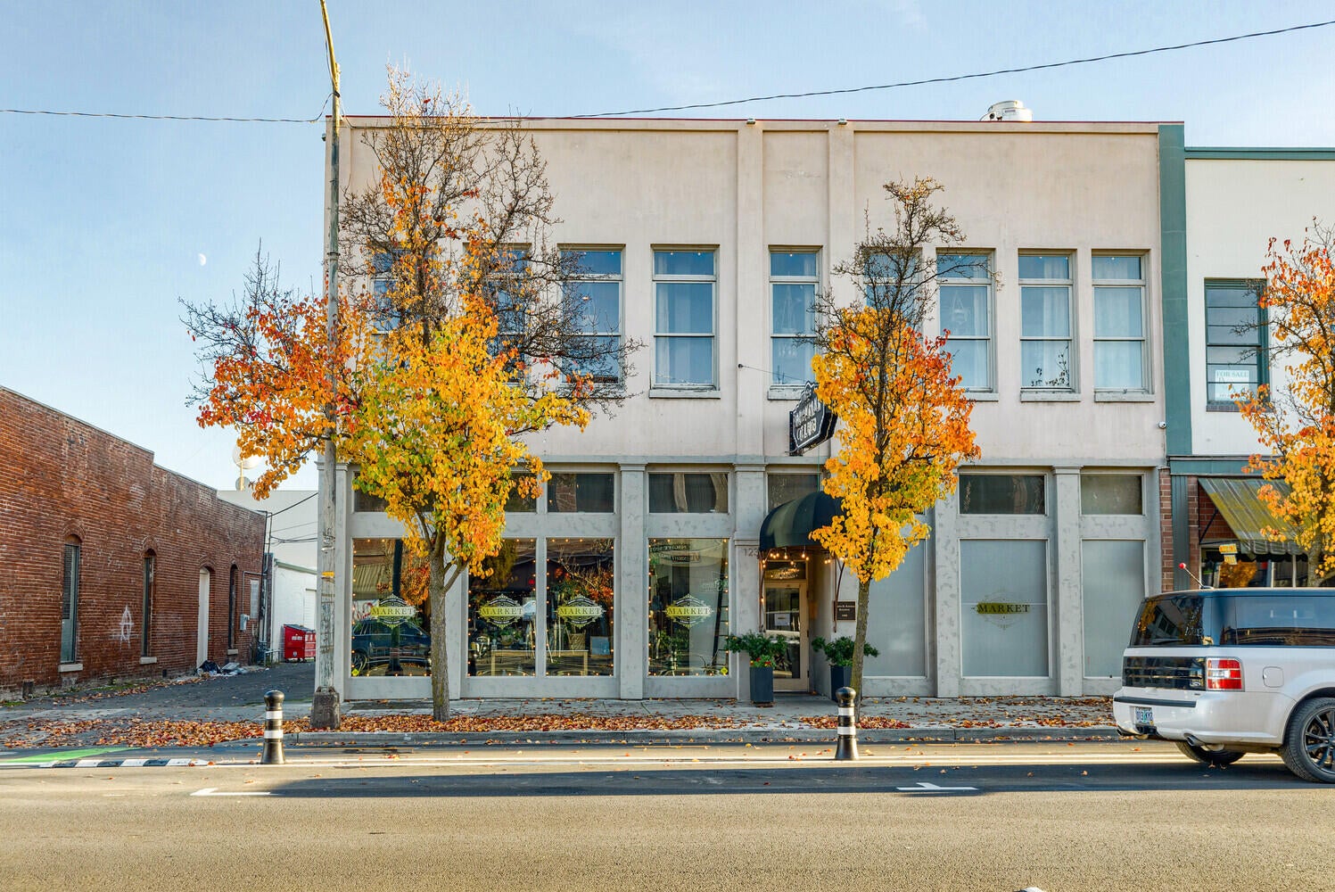 123_W_Main_St_02