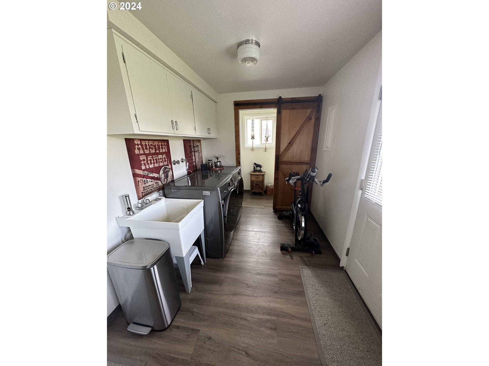 1082-W-7TH-PL_12