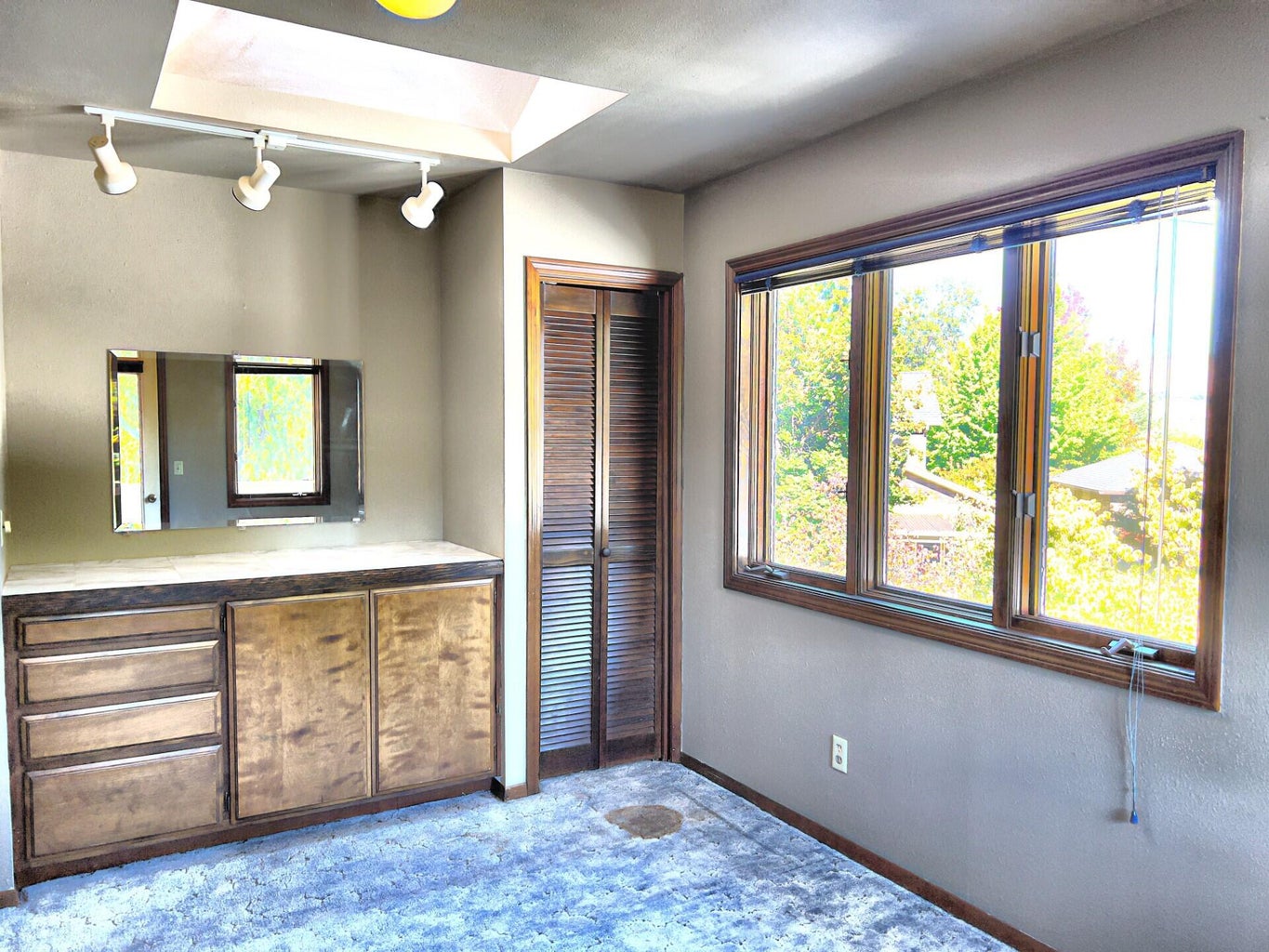 102-N-Wightman-Street_14