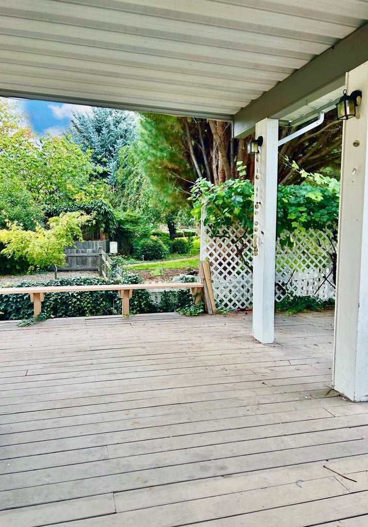 102-N-Wightman-Street_17