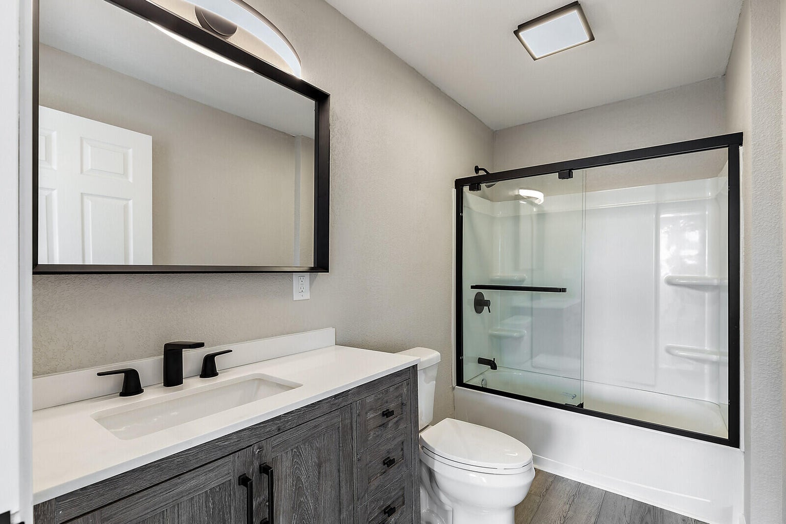 304_Chestnut_St_20