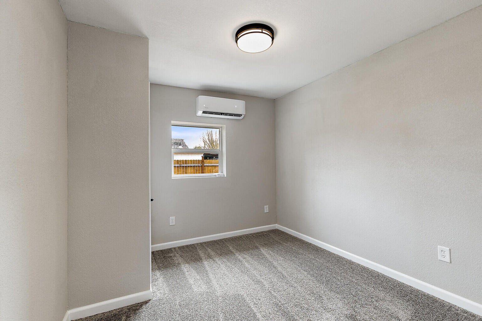 304_Chestnut_St_21