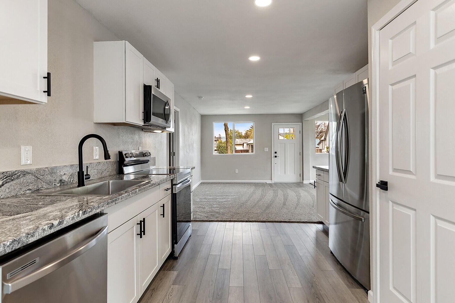 304_Chestnut_St_16