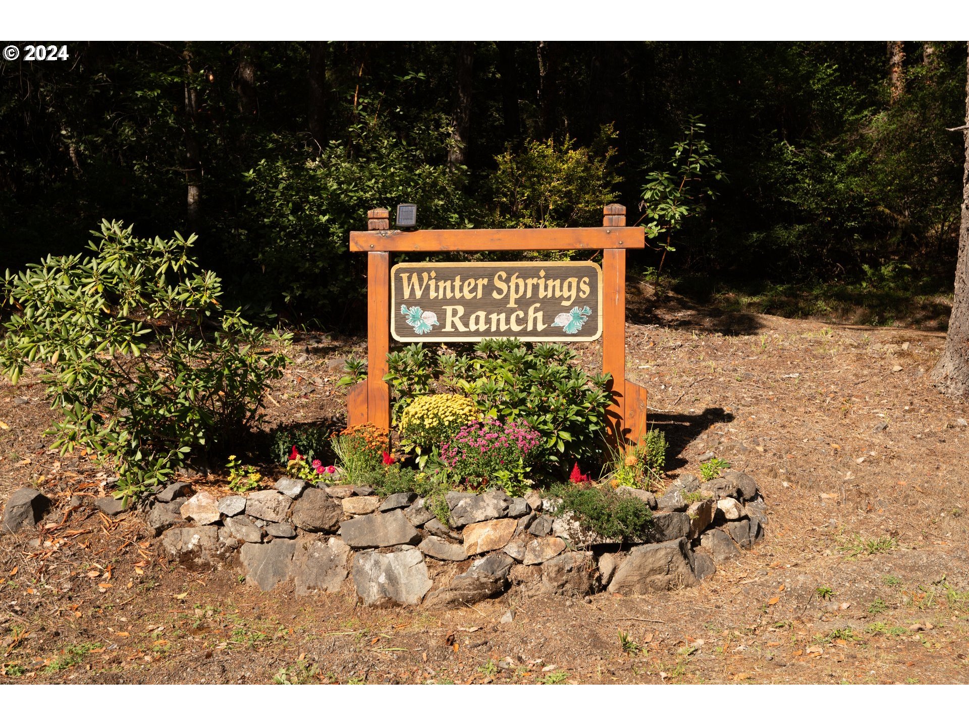 23688406-48-SIGN
