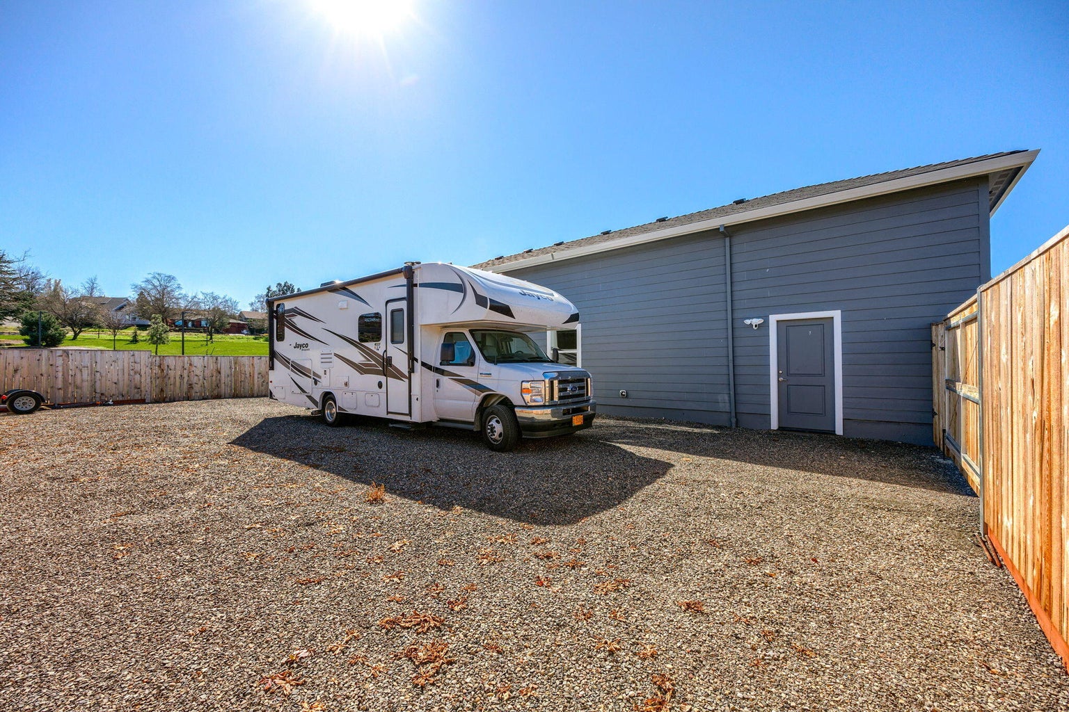 3008-Mt-Thielson-Drive_15