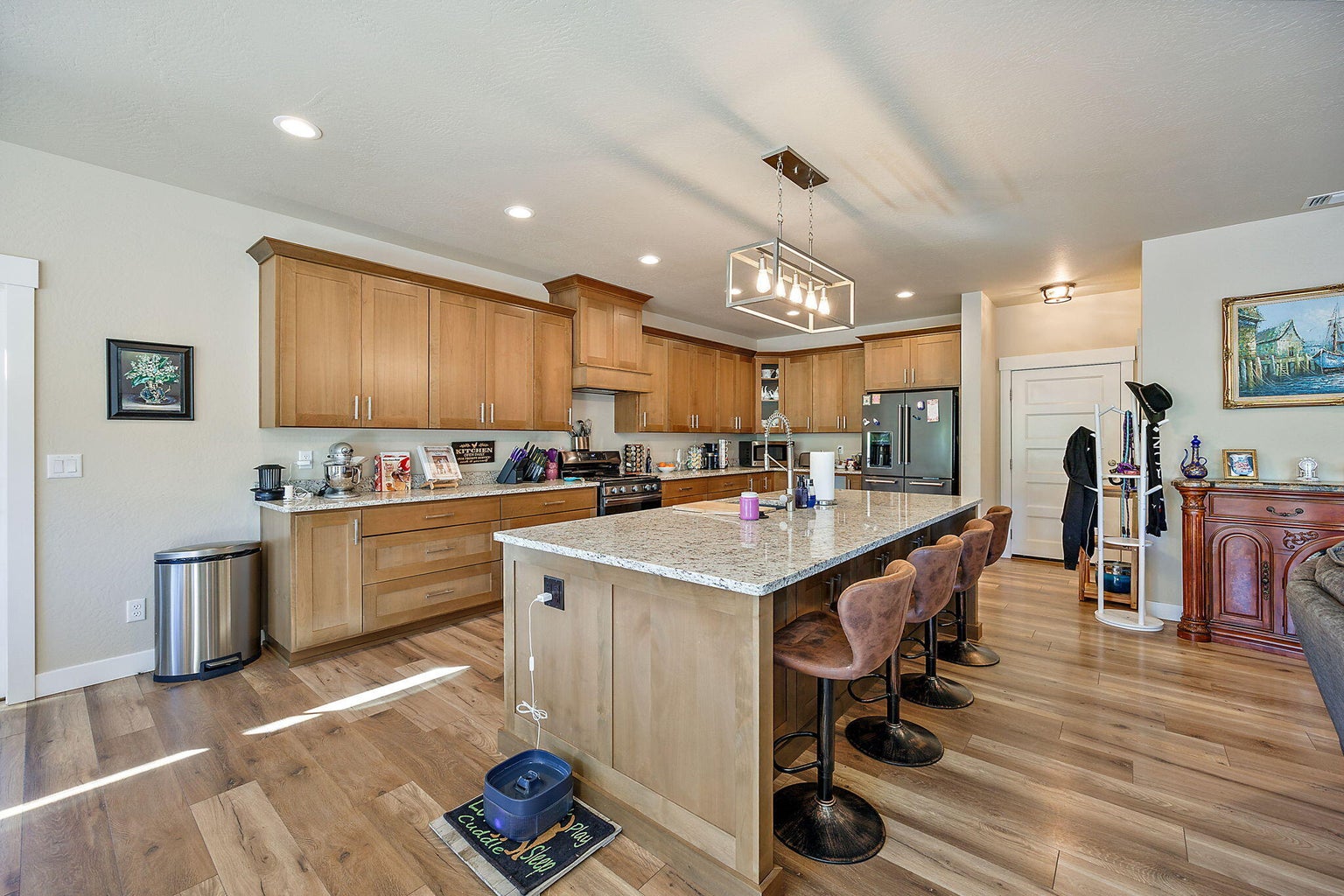 3008-Mt-Thielson-Drive_28
