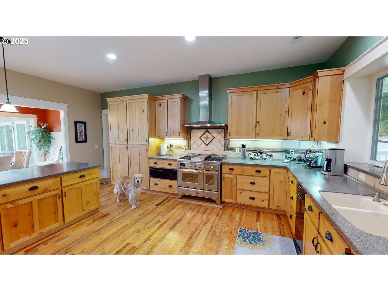 346_Winchuck_River_Rd_08-kit
