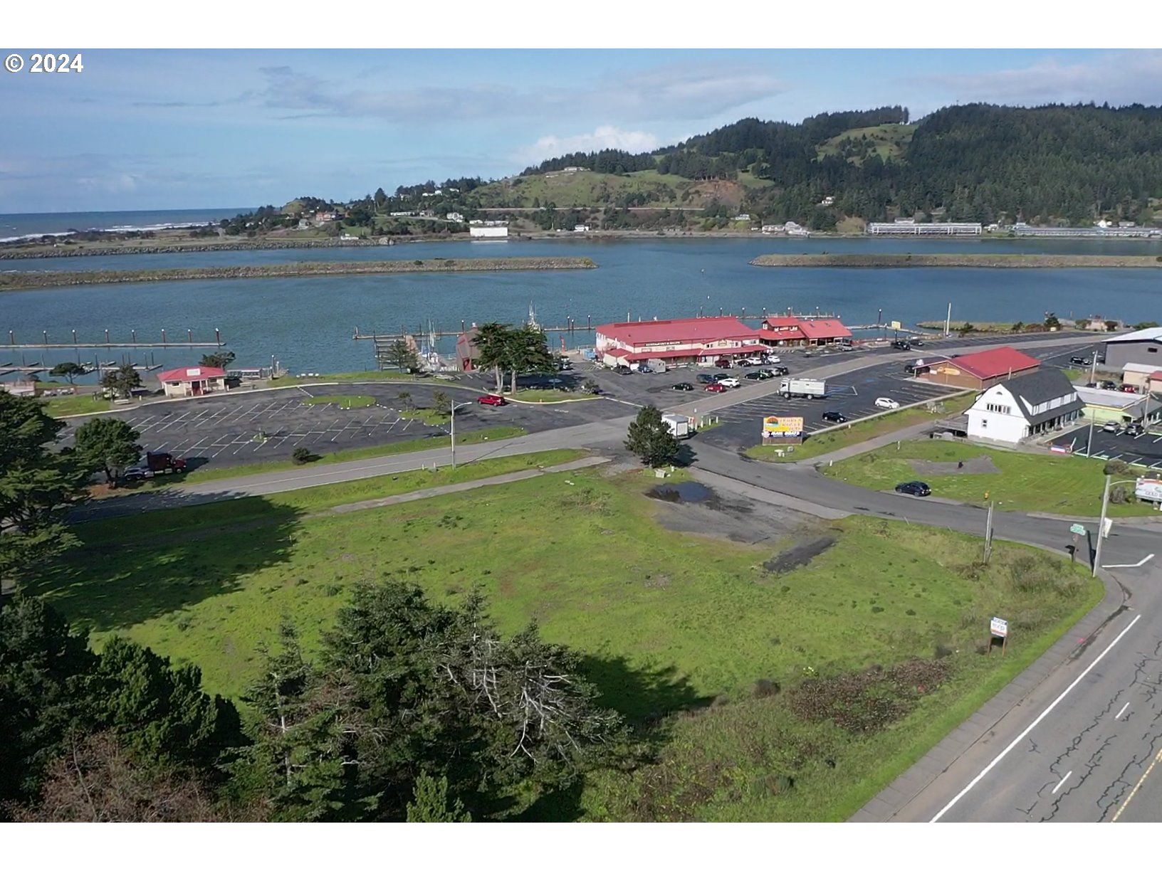 94250_Port_Dr_06