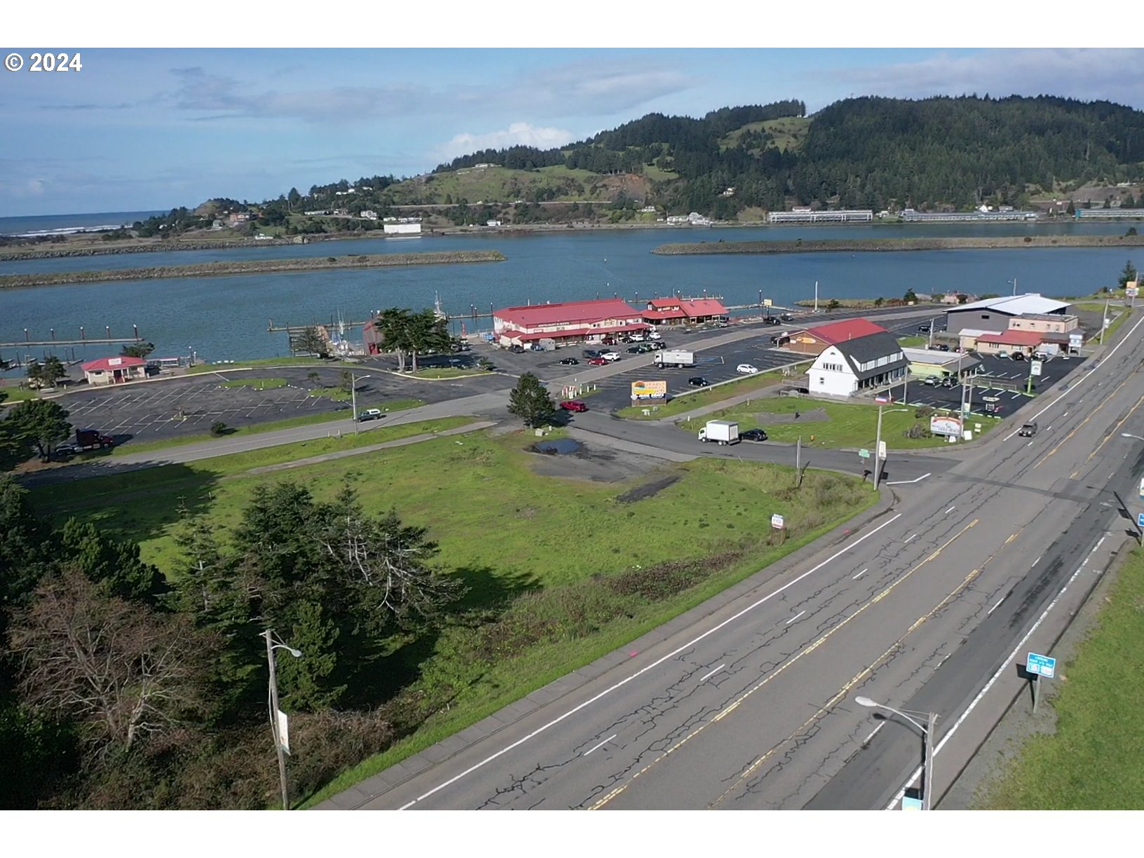 94250_Port_Dr_07