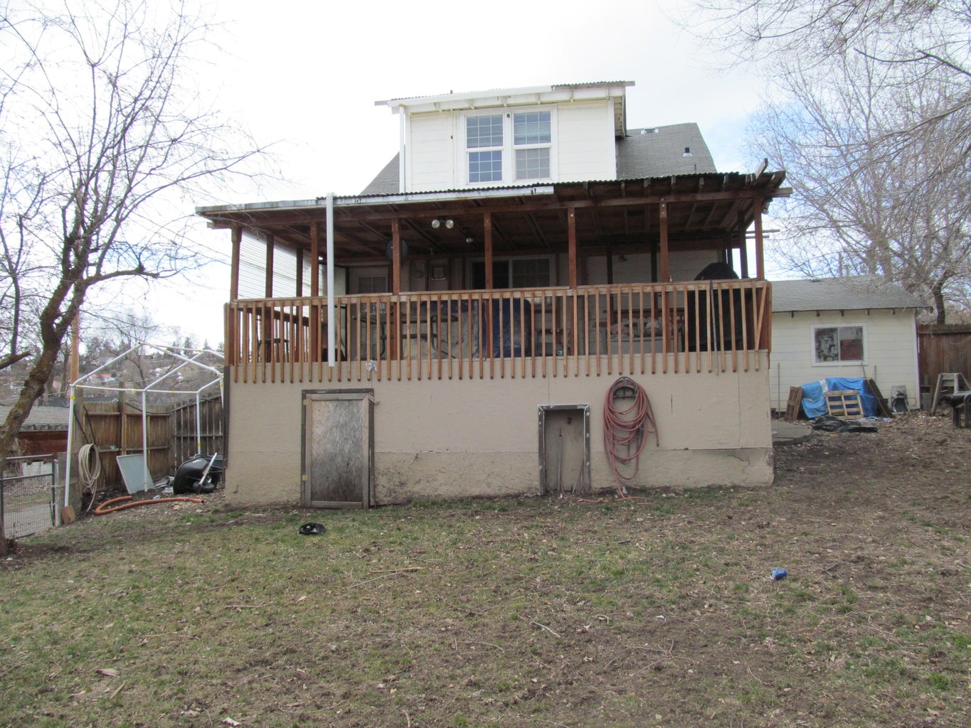 1125-East-Street_02