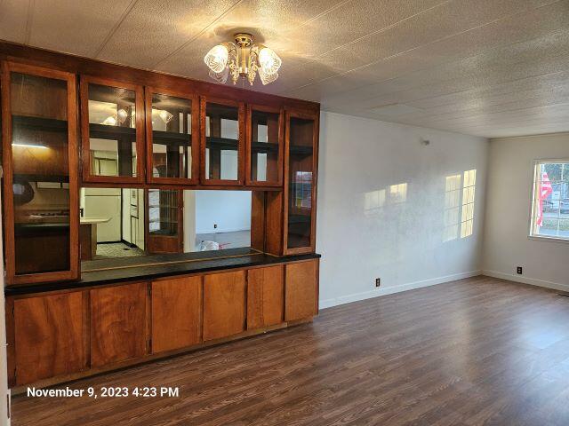3315-Bristol-Avenue_10