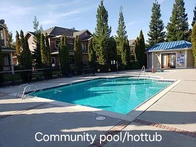 1109_Catherine_Way_34_27