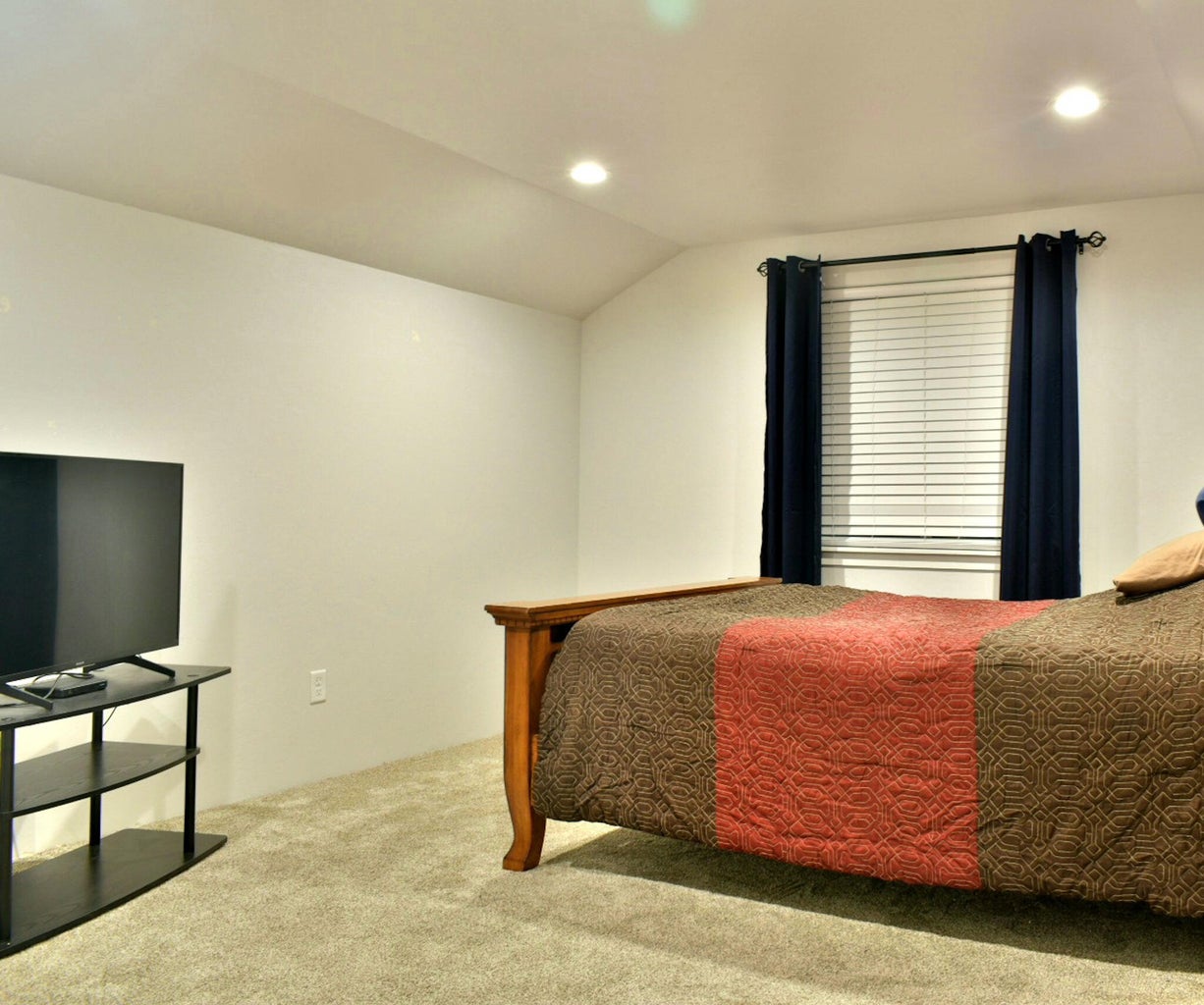 800_NW_Starmont_Way_10