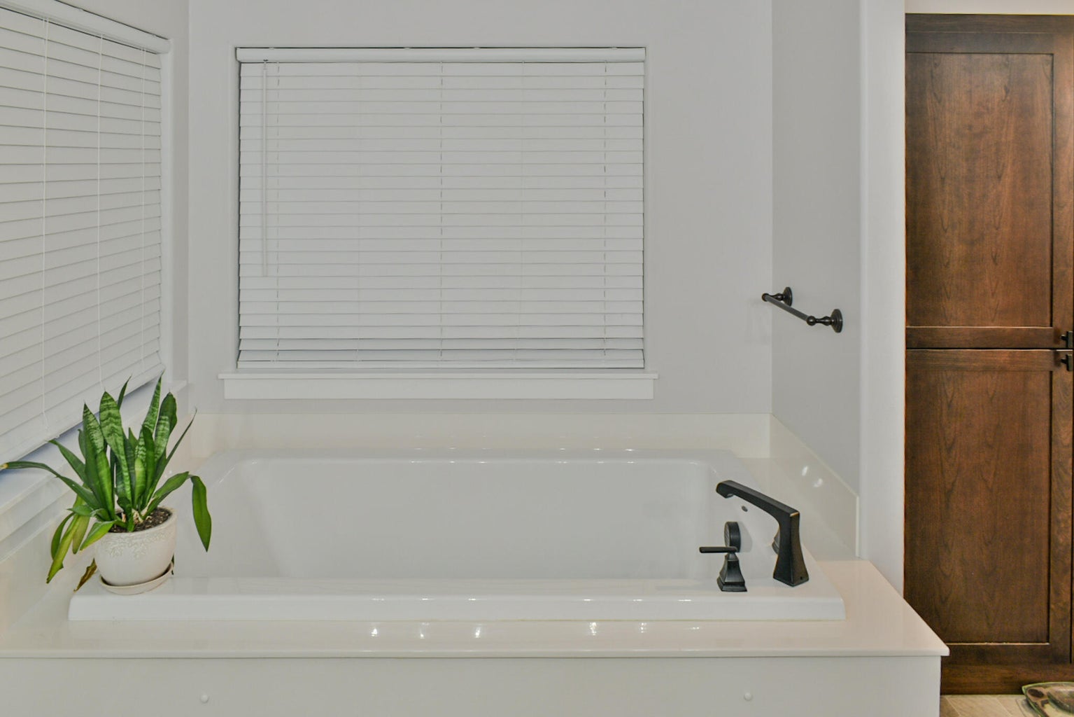 800_NW_Starmont_Way_13