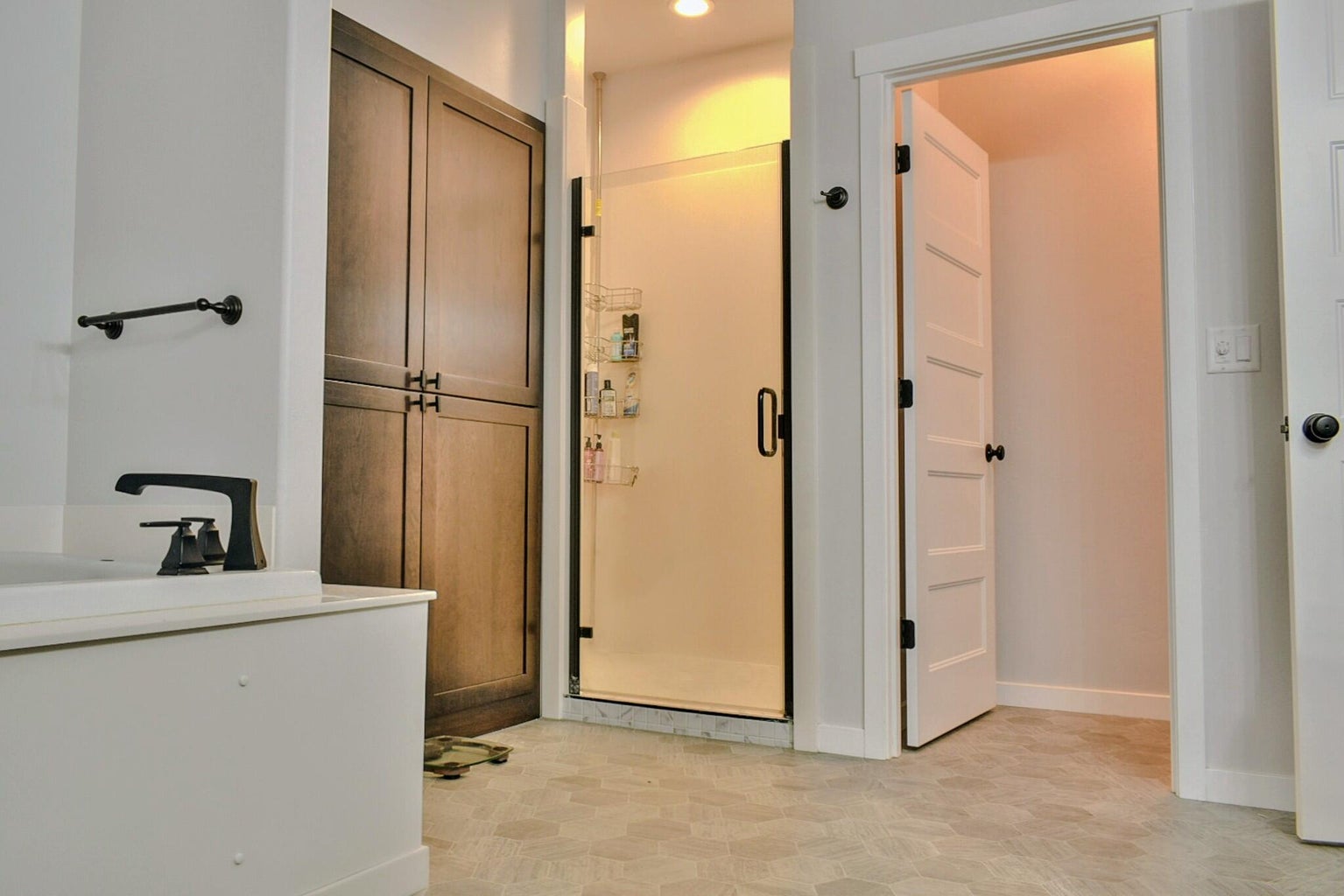 800_NW_Starmont_Way_14