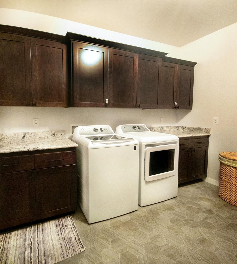 800_NW_Starmont_Way_21