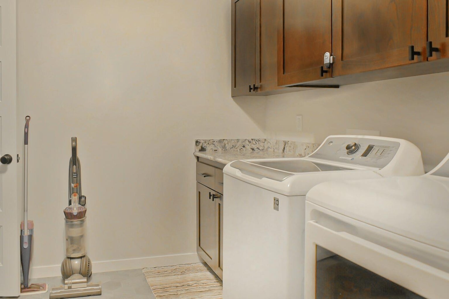 800_NW_Starmont_Way_22