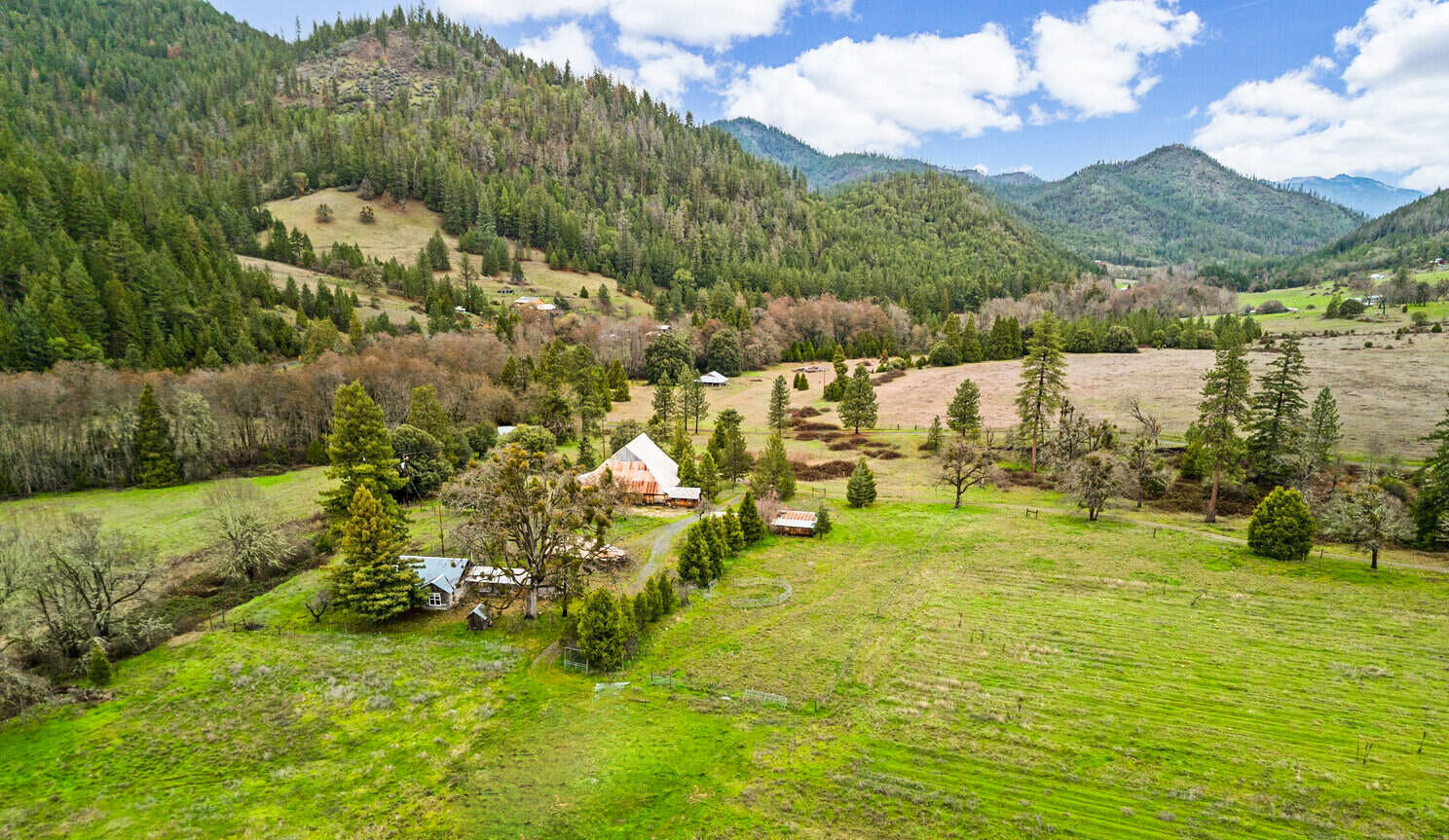 6901-Thompson-Creek-Road_03