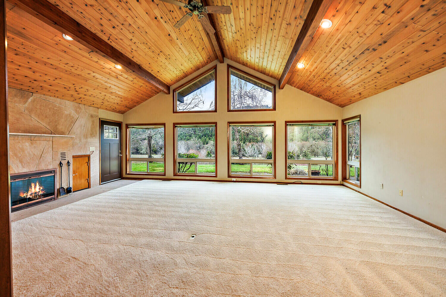 6901-Thompson-Creek-Road_15