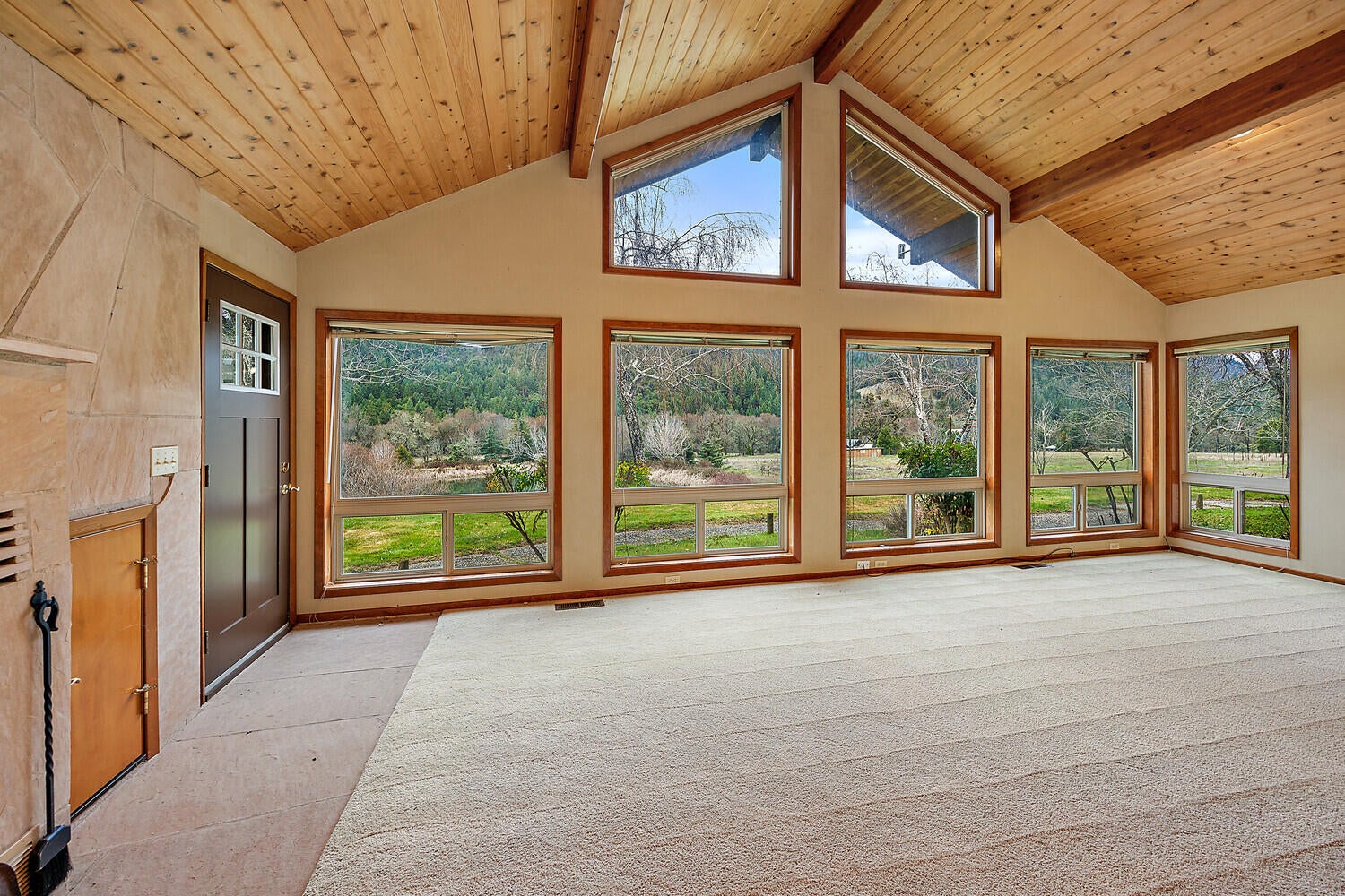 6901-Thompson-Creek-Road_17