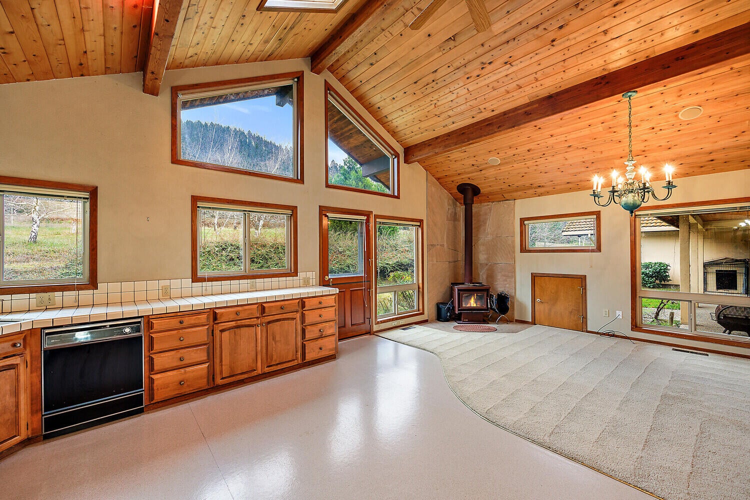 6901-Thompson-Creek-Road_20