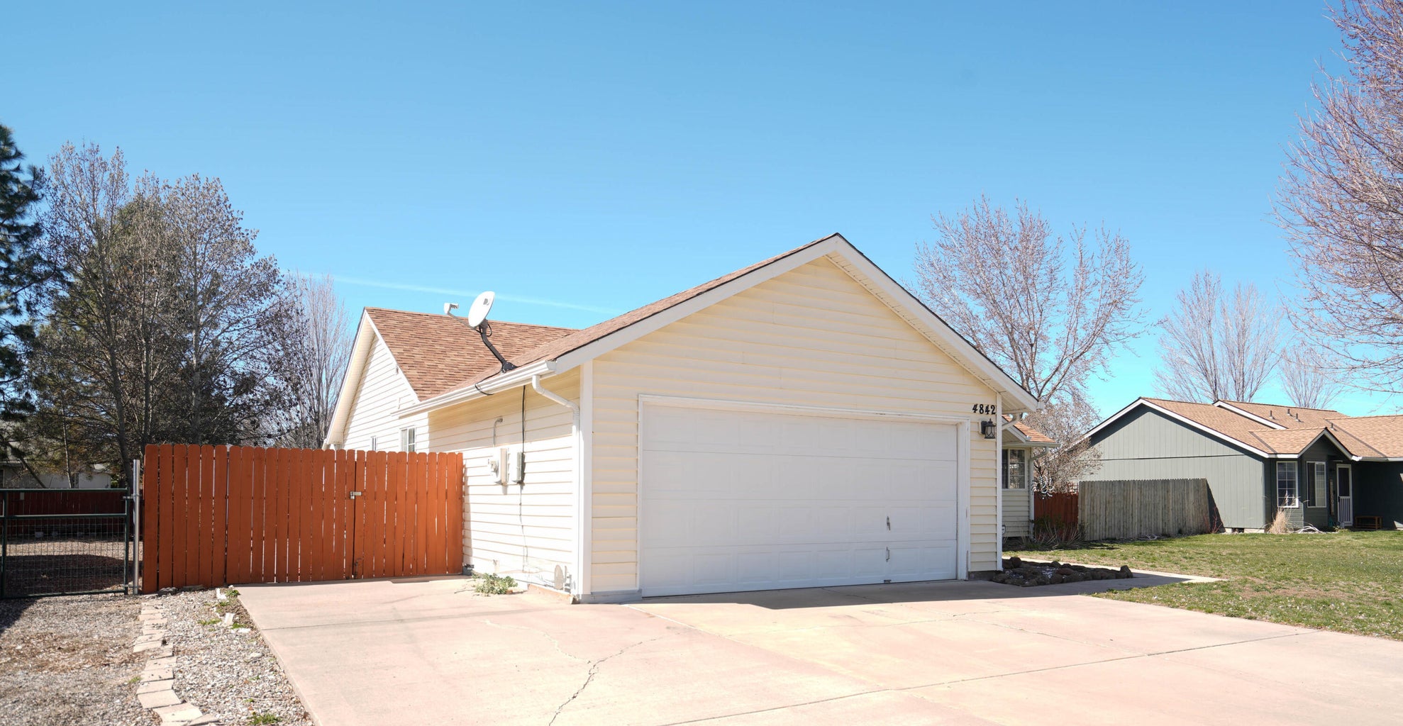 4842_Lombard_Dr_03