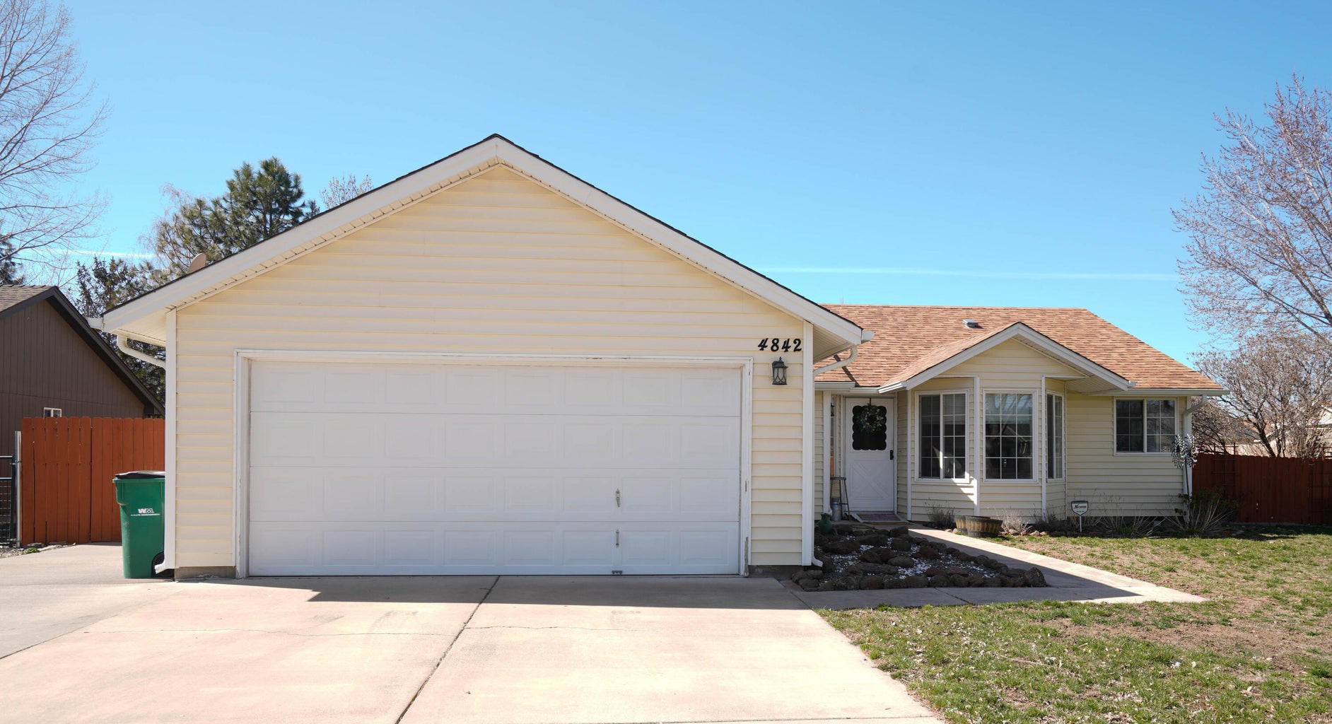 4842_Lombard_Dr_02