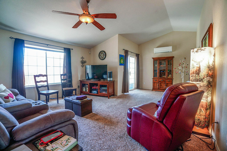 4842_Lombard_Dr_11