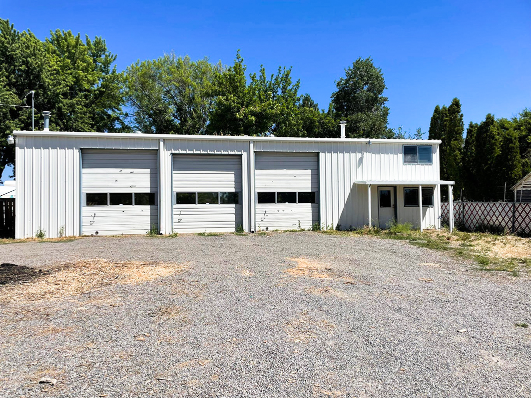 220168135, 1549 Summers Lane, Klamath Falls, OR 97603