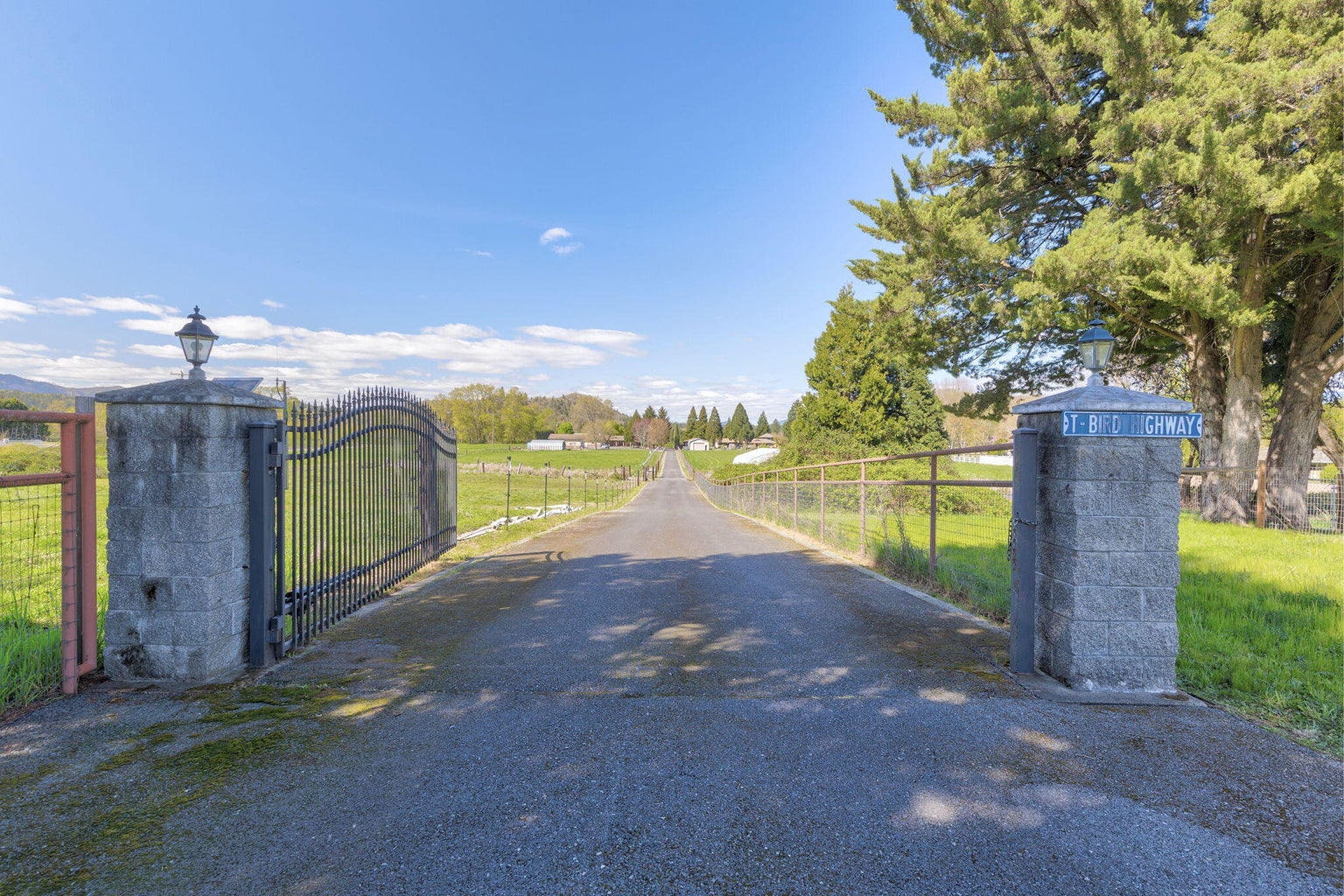 4780_Leonard_Rd_02