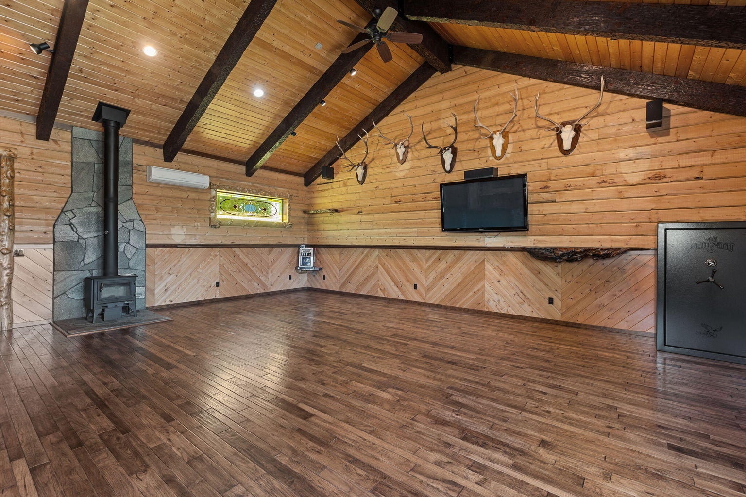 4780_Leonard_Rd_19