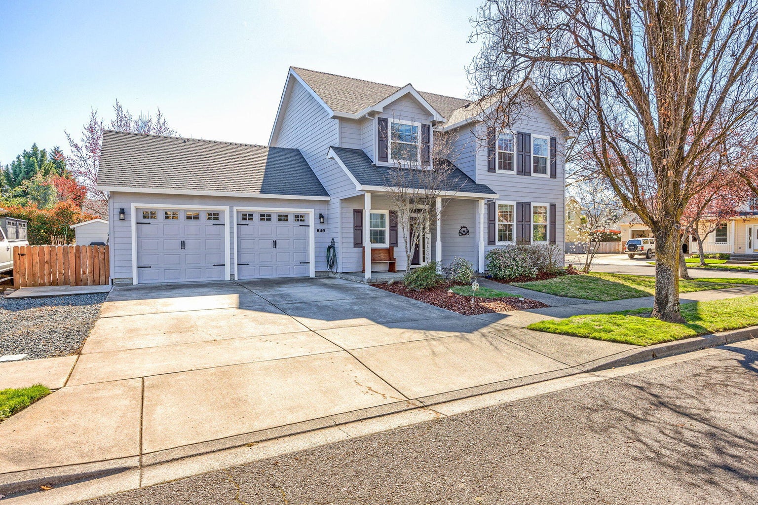 649-Griffin-Oaks-Drive_05