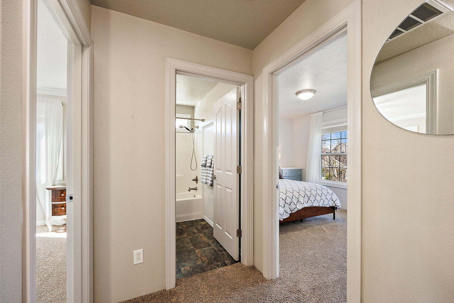 649-Griffin-Oaks-Drive_26