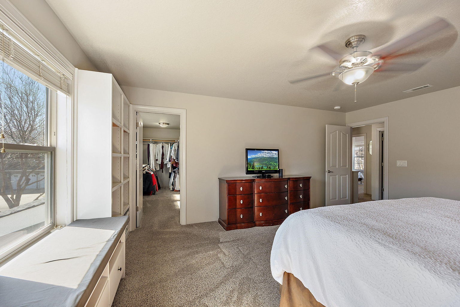 649-Griffin-Oaks-Drive_37