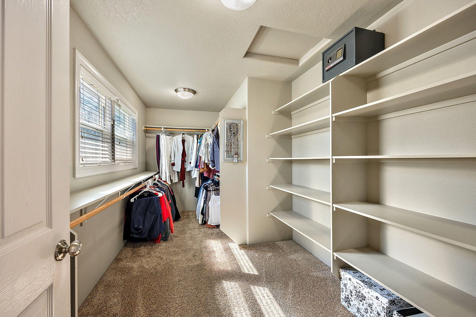 649-Griffin-Oaks-Drive_38