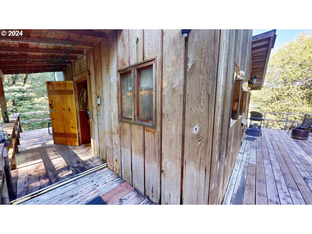 97031_Jerrys_Flat_03