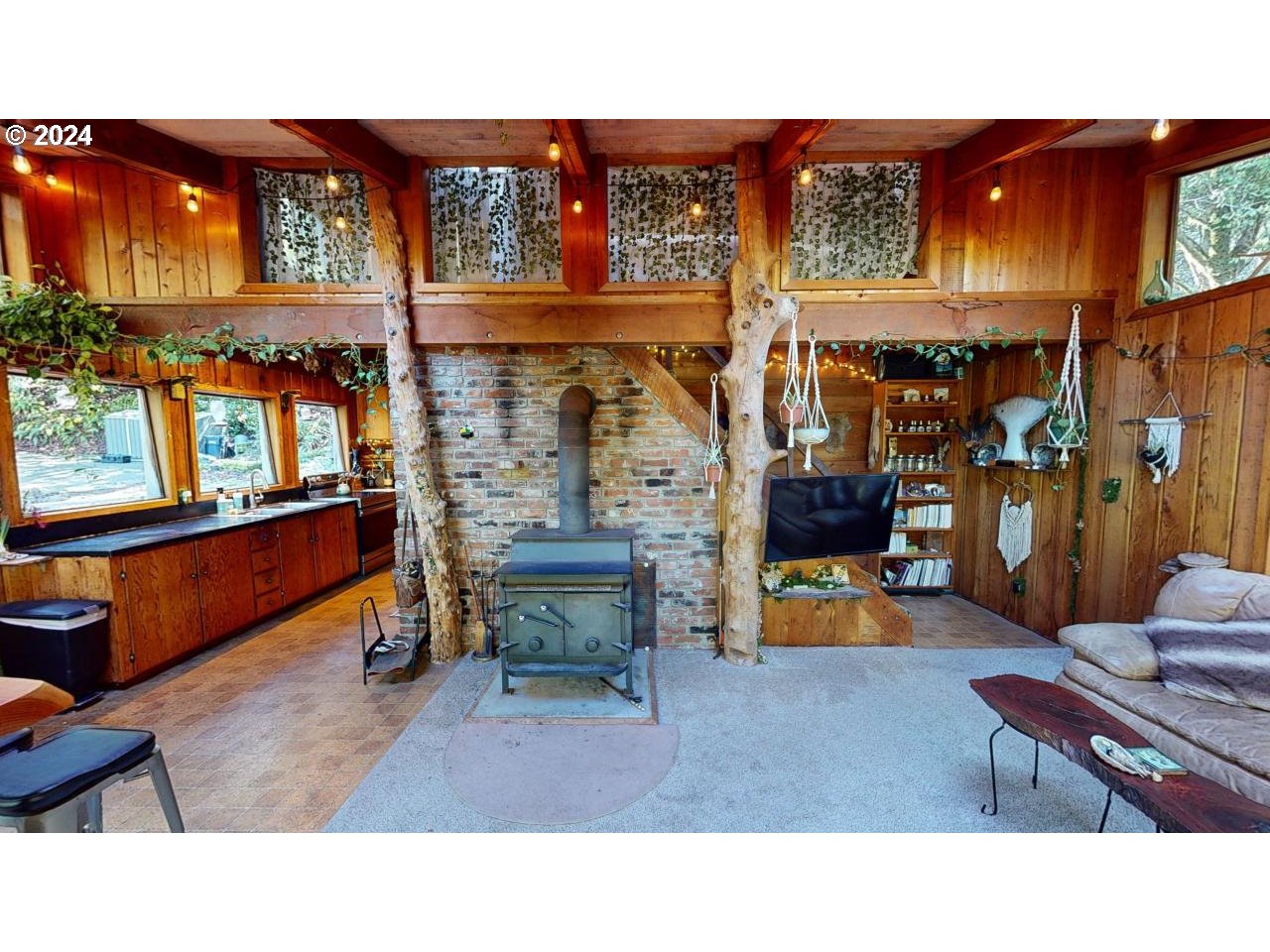 97031_Jerrys_Flat_08