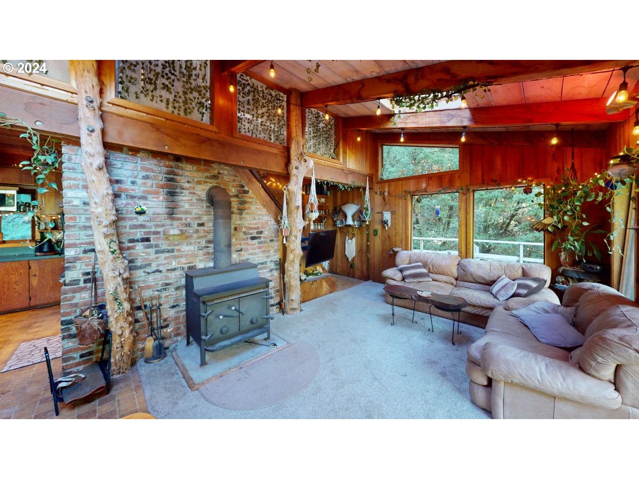 97031_Jerrys_Flat_14