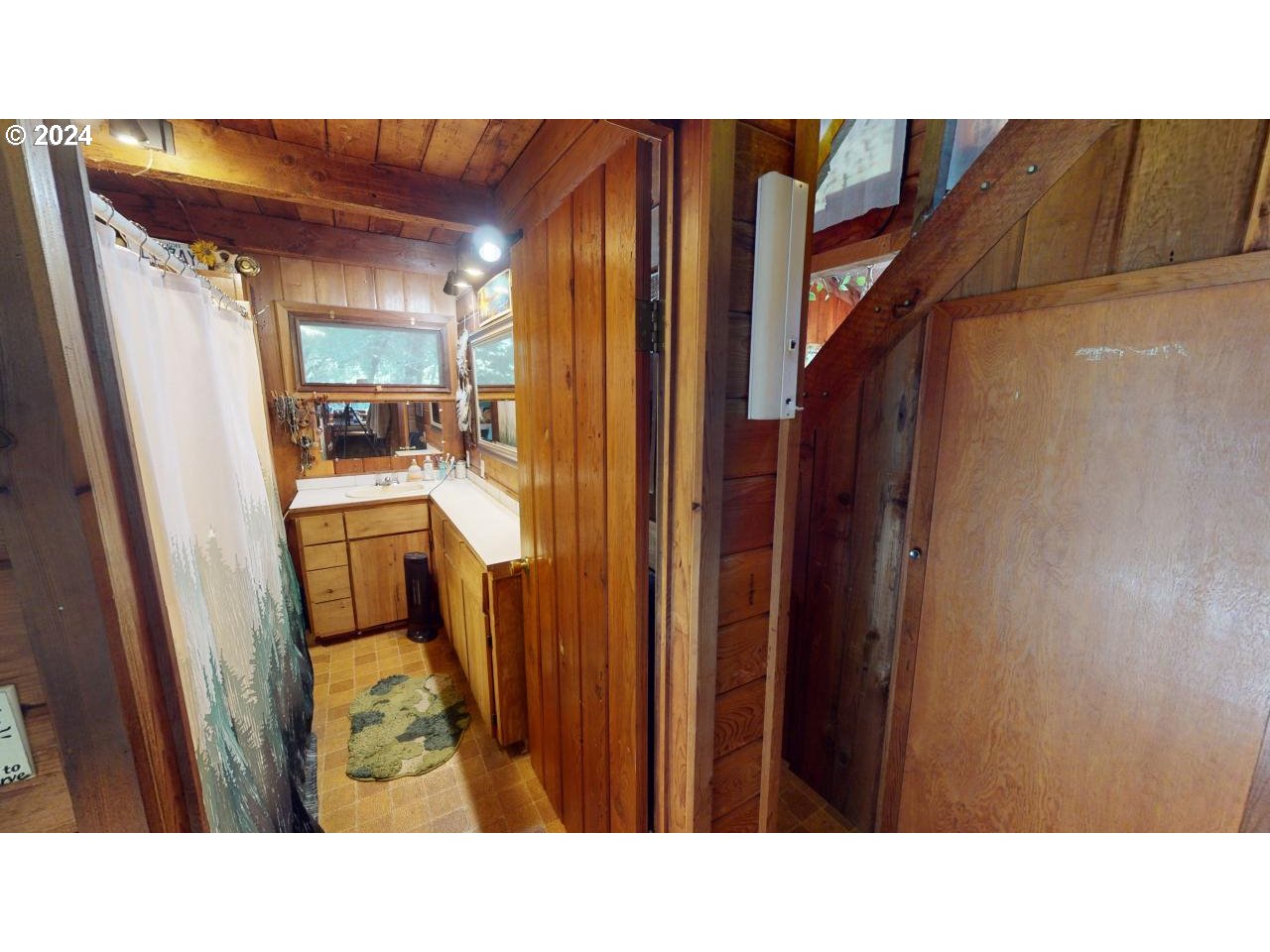 97031_Jerrys_Flat_17