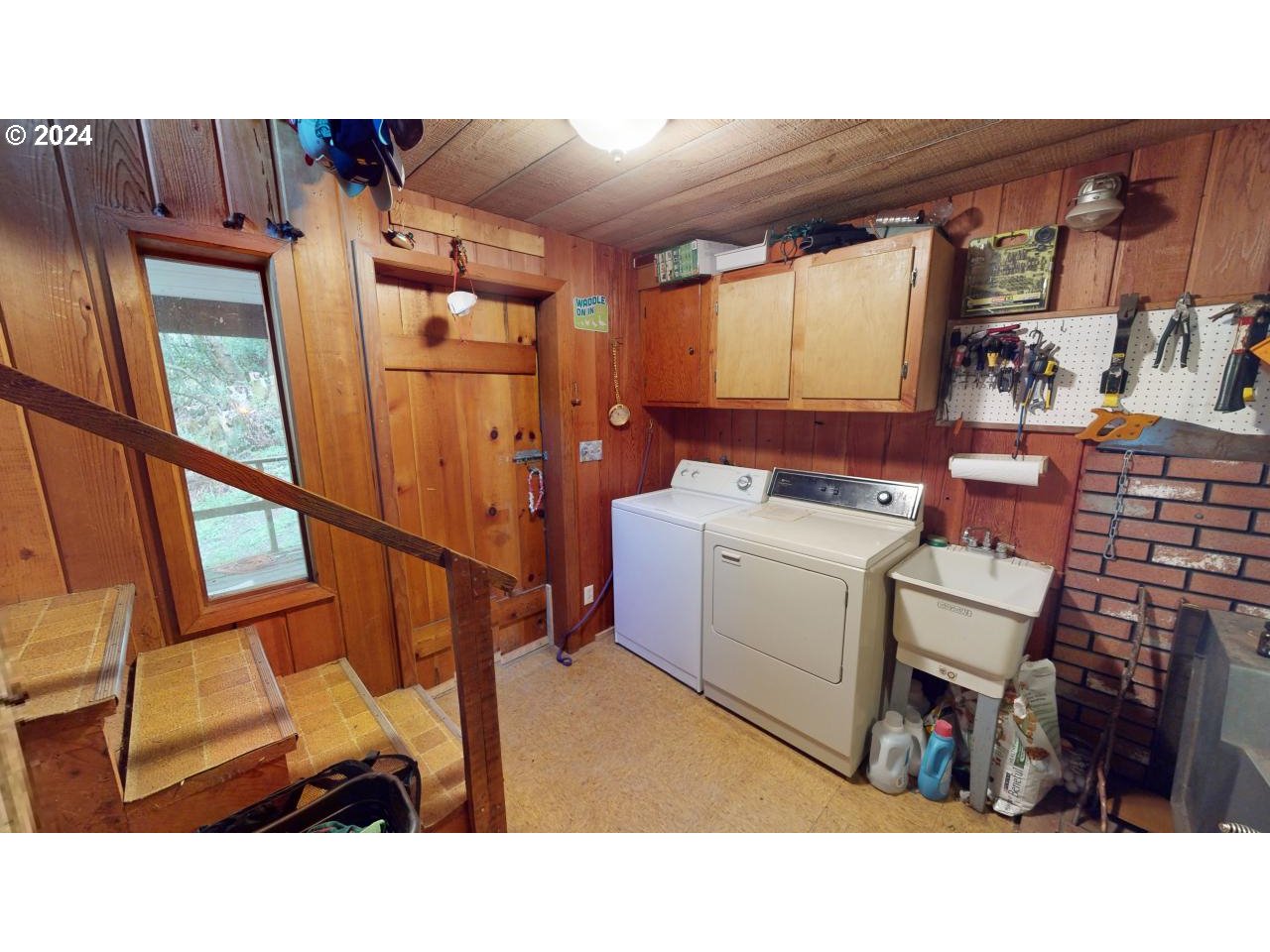 97031_Jerrys_Flat_28