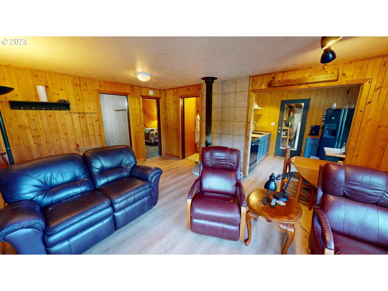 97033_Jerrys_Flat_09