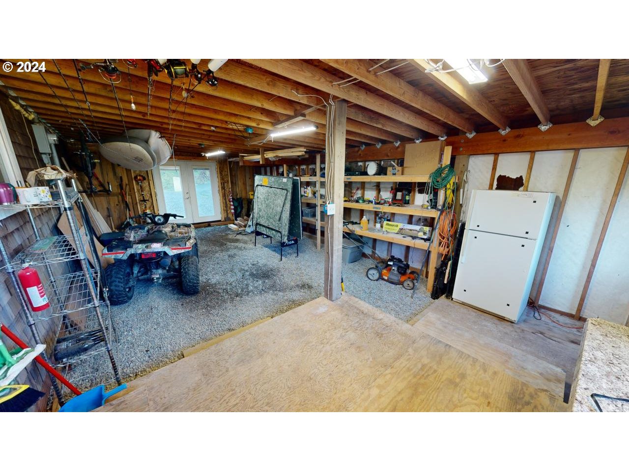 97033_Jerrys_Flat_23