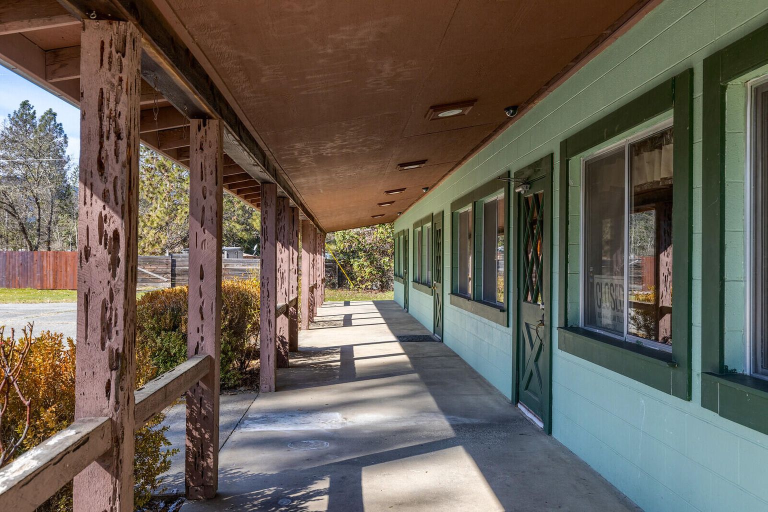 8005-E-Evans-Creek-Road_19
