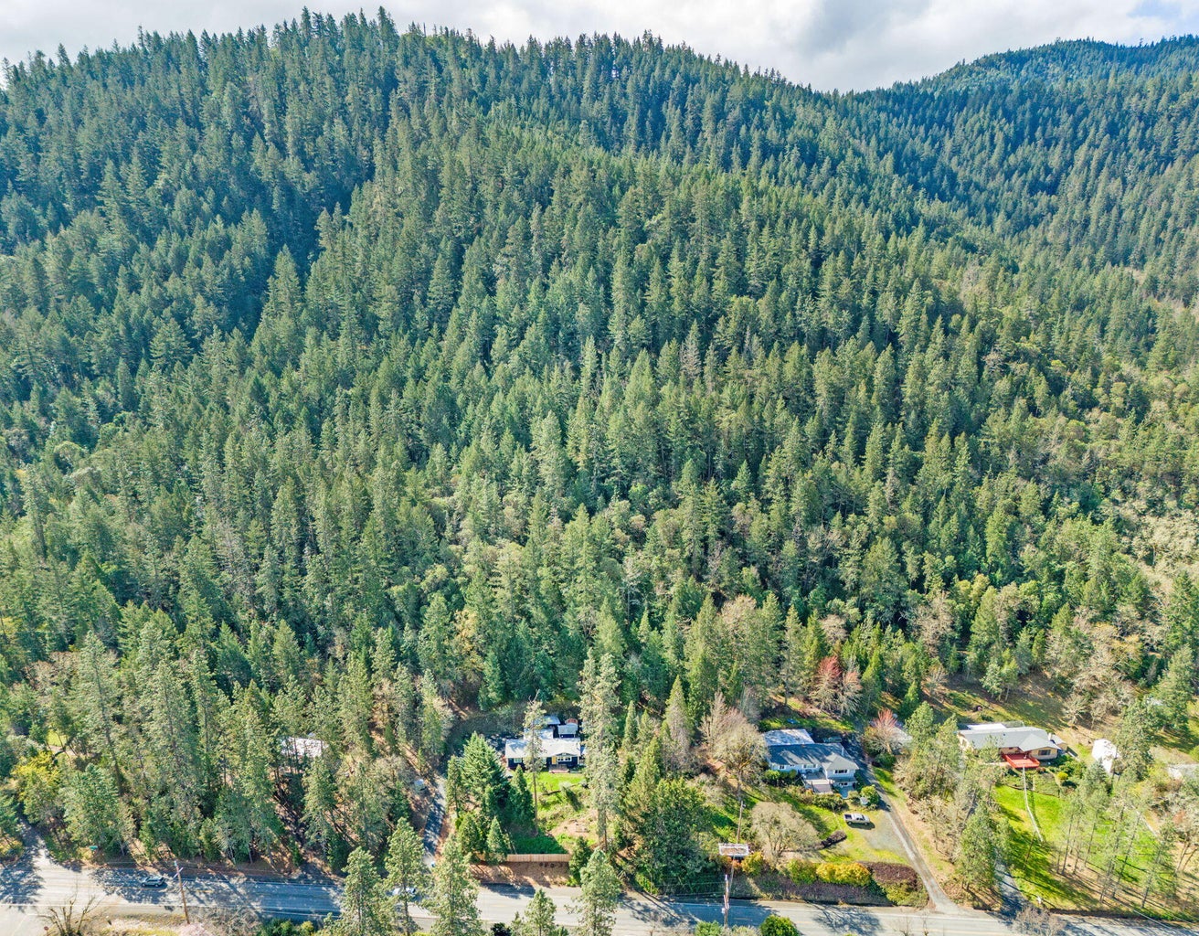 5445_Rogue_River_Hwy_32