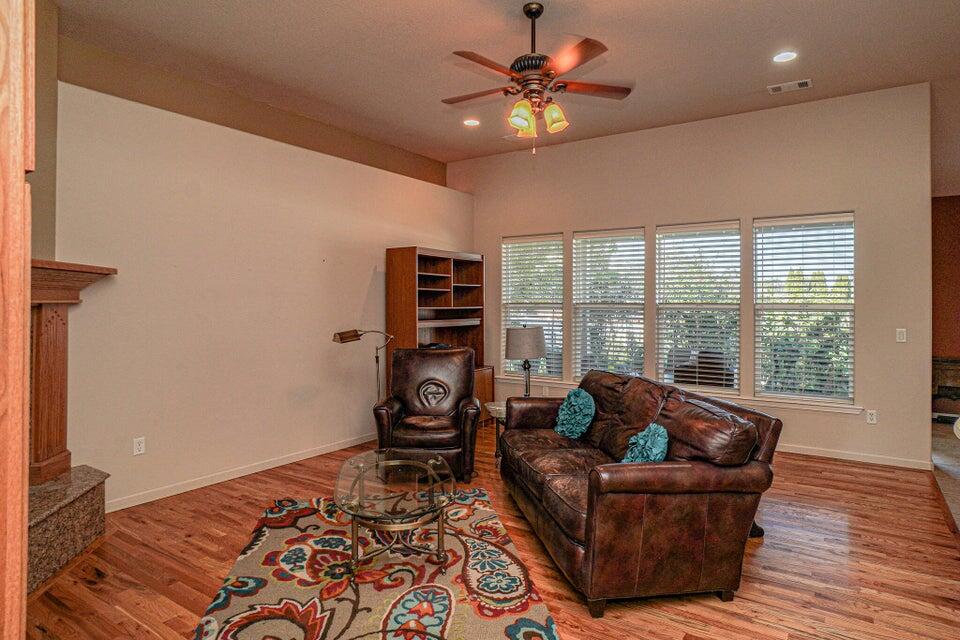 280_Robert_T_Jones_Blvd_09